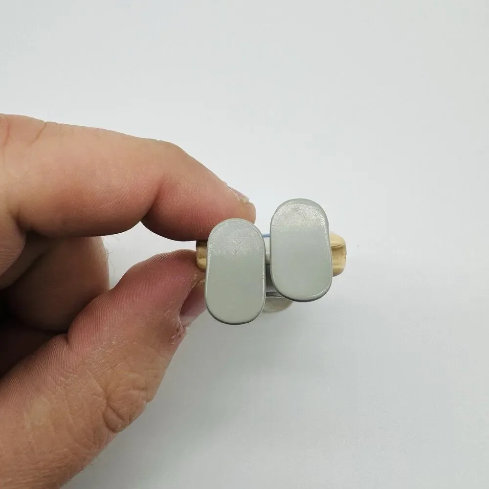 Rokenbok Replacement Part mini figure gray grey